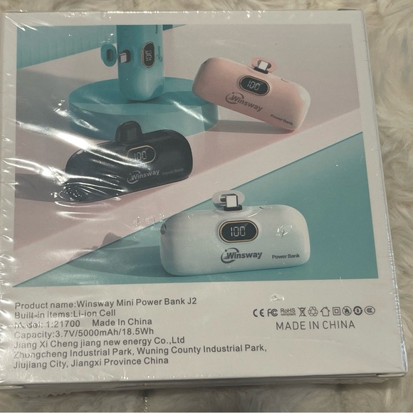 Winsway Mini Power Bank J2 in Blue - Picture 2 of 8